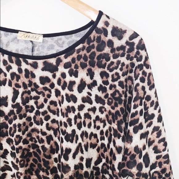 LAVISH Leopard Print Sweater Light Weight Size Large - Picture 2 of 5